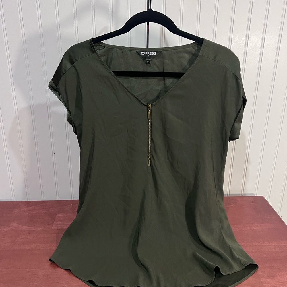 Express Olive Green short Sleeve Top - Women’s